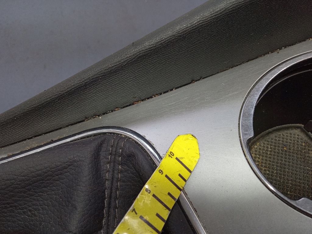 фото №11, Avensis t27 тунель підлокітник 58912-05010