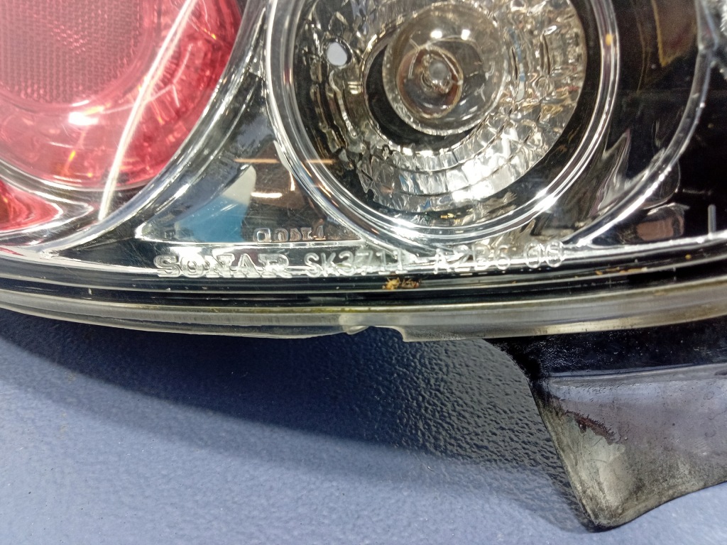 фото №5, Peugeot 206 hb лампа задняя левая задняя lexus look sk3711-a2b6