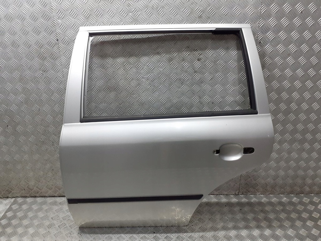 фото №1, Двері лівий задня skoda octavia i kombi 9102