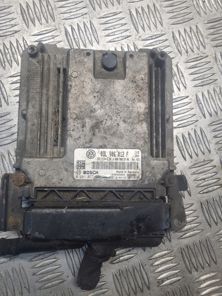 фото №1, Бортовой компьютер двигателя crafter 03l906012f