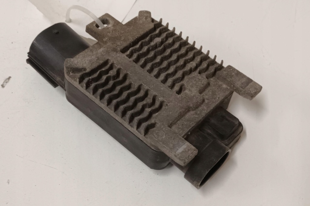 Купити Реле вентилятора радіатора ford focus 3 turnier 940002906 1.0l