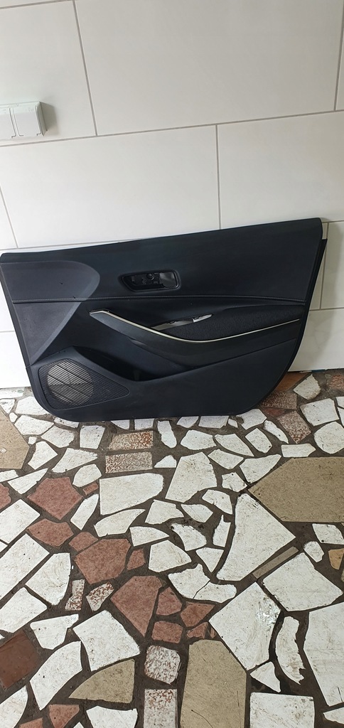 фото №1, Обшивка обивка дверь toyota corolla