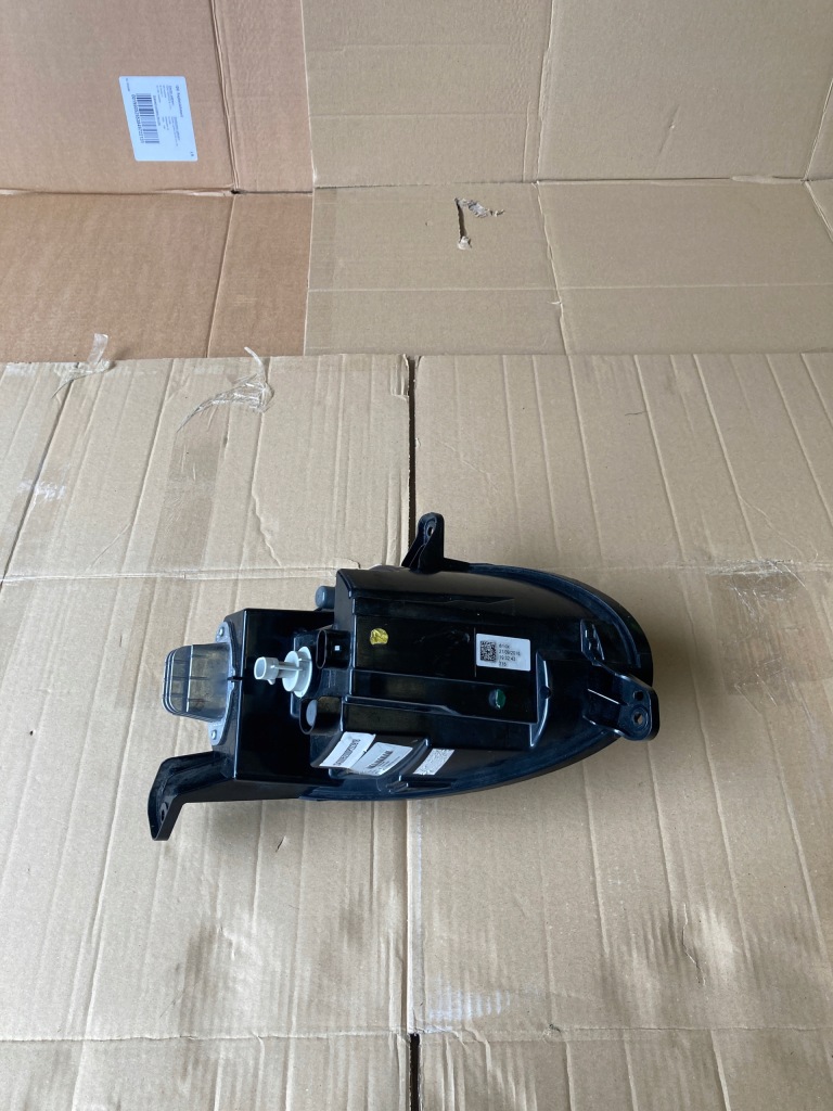 Fiat 500x рестайлинг  фара противотуманная фара к движение dziennej led правый orygi. Киев