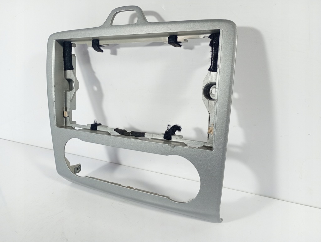 фото №3, Ford focus ii 2 hb 04-11 рамка заглушка молдинг радио оригинальный номер 4m5118522