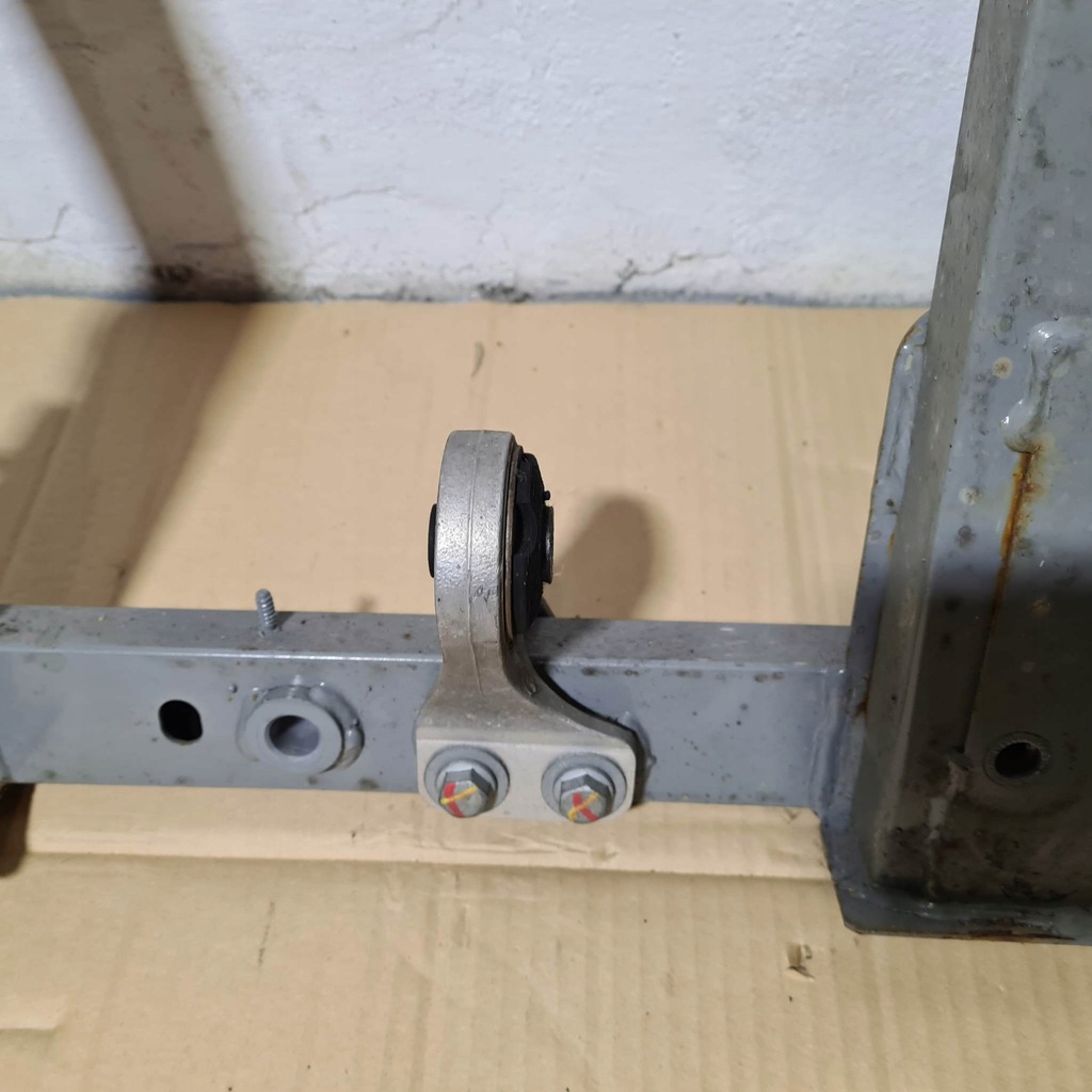 фото №6, Renault twizy подрамник подрамник балка двигателя