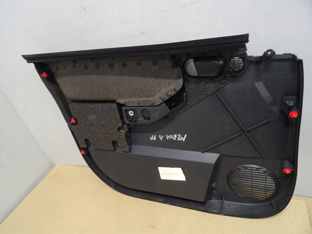 Обшивка дверь правый перед opel meriva a nr623 в Украине