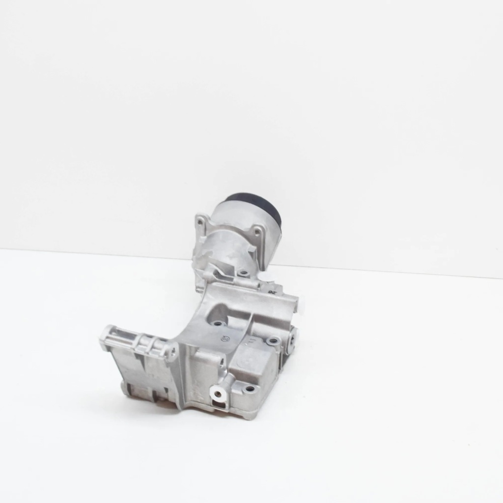 Корпус фильтра масла bmw 3 cabrio e46 11421713838 1713838 оригинальная Недорого