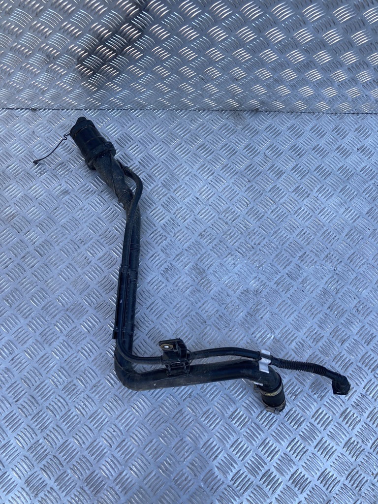 фото №1, Заливная горловина топлива aygo x 22- 1.0