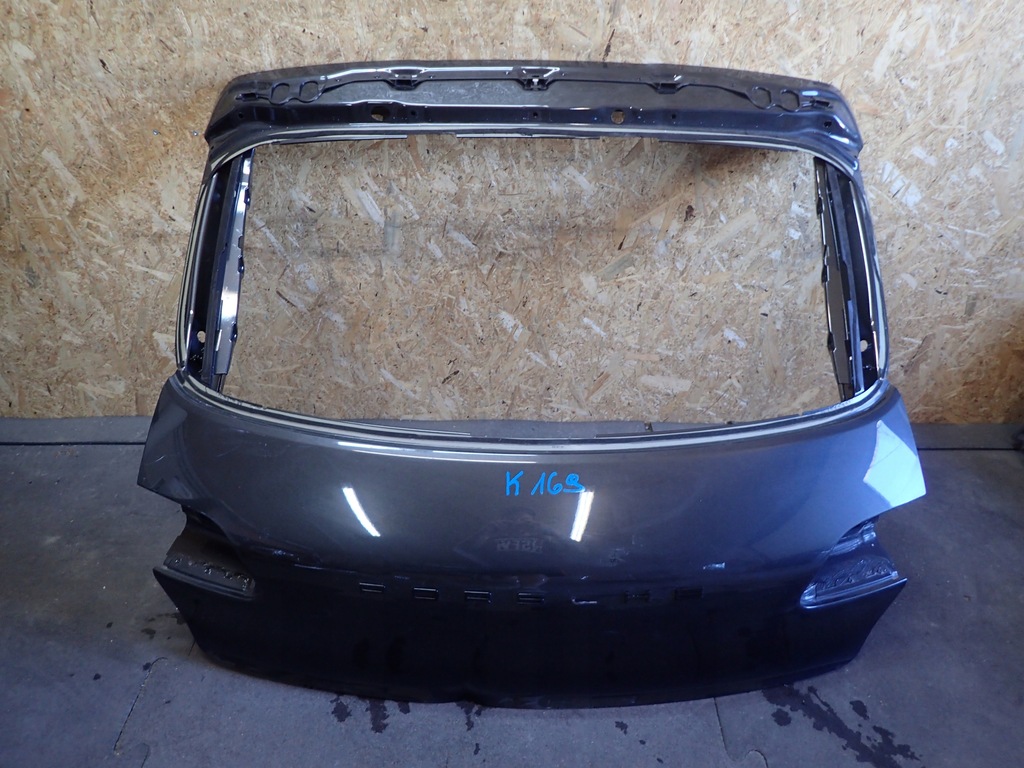 фото №1, Крышка багажника задняя porsche macan