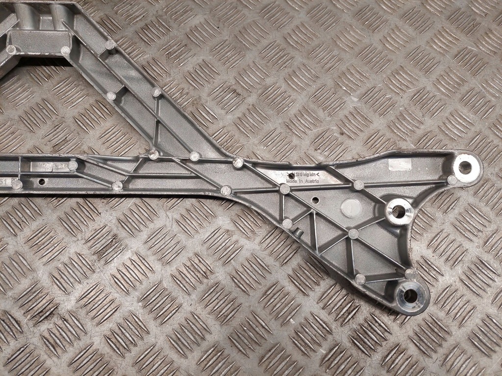 фото №6, Audi a8 s8 d4 4h 2015 з передній інше частини відсік двигуна