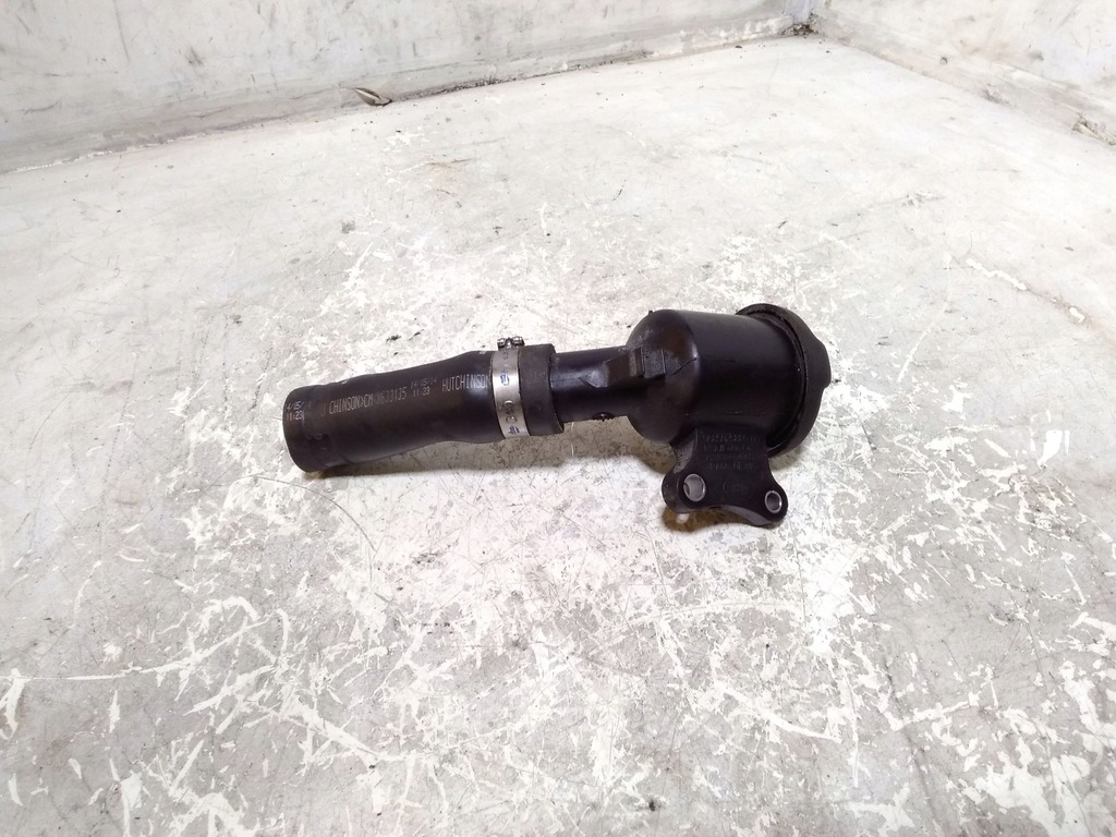 фото №1, Land rover range rover evoque l538 2014 труба заливной масла