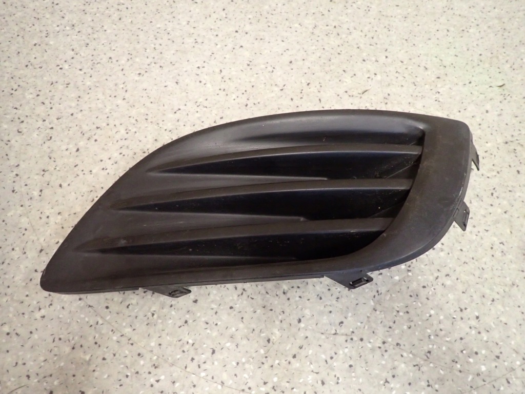 фото №1, Suzuki swift mk7 10- заглушка протитуманної фари решітка