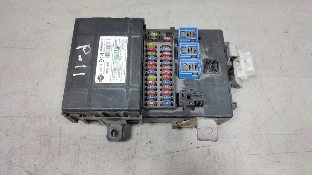 фото №1, Коробка предохранителей модуль nissan primera p11