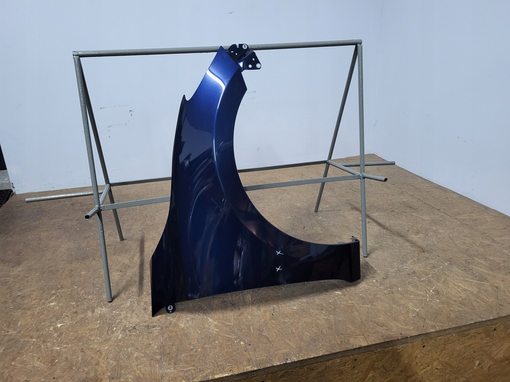 фото №16, Mazda 2 ii 14r-- крила передній перед правий