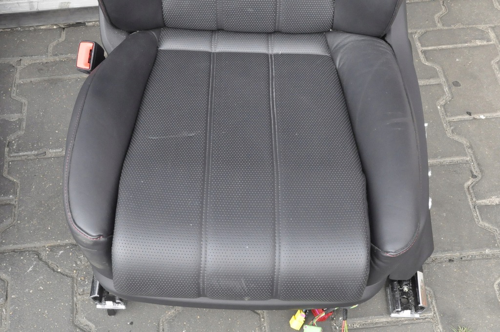 фото №13, Bentley bentayga перехідник салону сидіння заднє сидіння обшивки шкіра