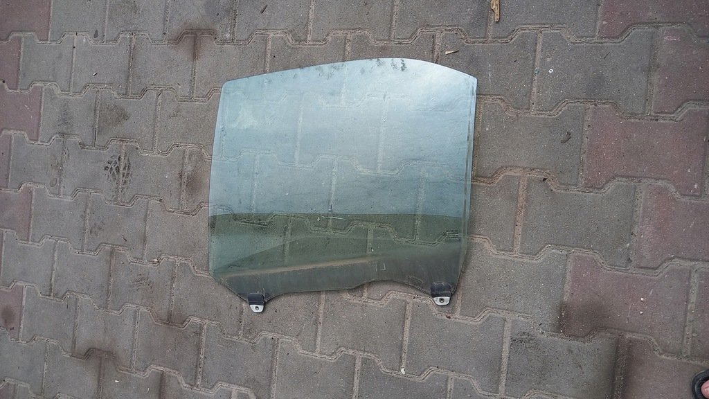 фото №1, Стекло левый задняя honda civic 1.4b 00r