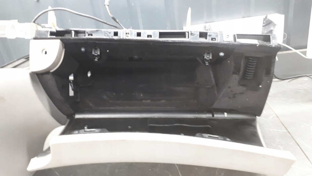 фото №12, A2116802487 бардачок пассажира mercedes e w211 2.2