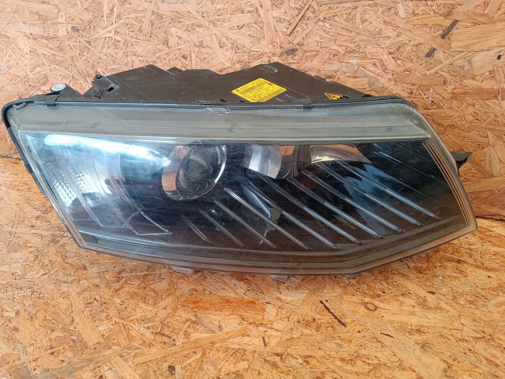 фото №14, Фара лампа права перед eu 5e1941016b skoda octavia iii ксенон