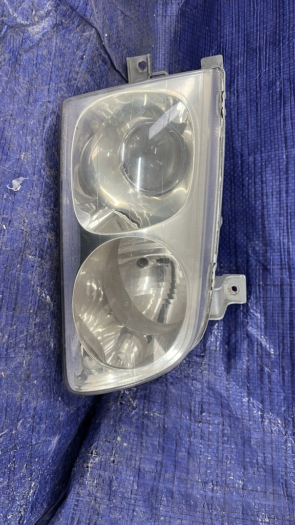 фото №1, Hyundai trajet 2000- лампа правая линза перед