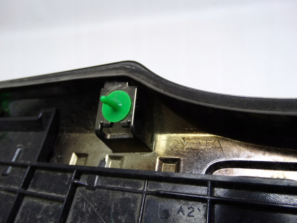 Toyota land cruiser j150 рестайлинг  17-23 накладка молдинг крышки задняя 76810-60141 с Разборки