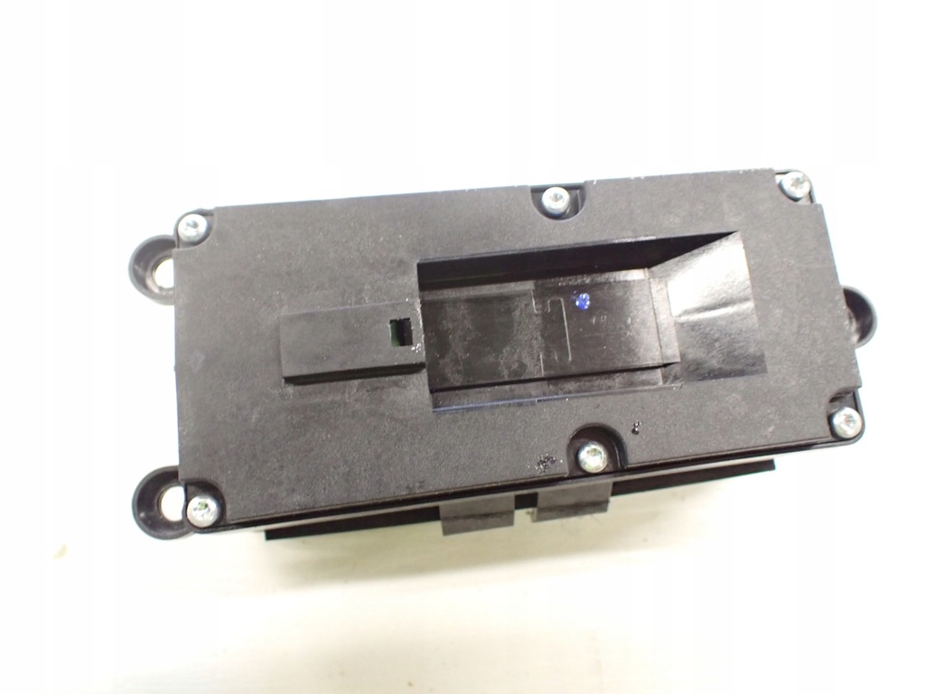 фото №7, Панель кнопки окон mercedes-benz оригинальный номер a2218214551