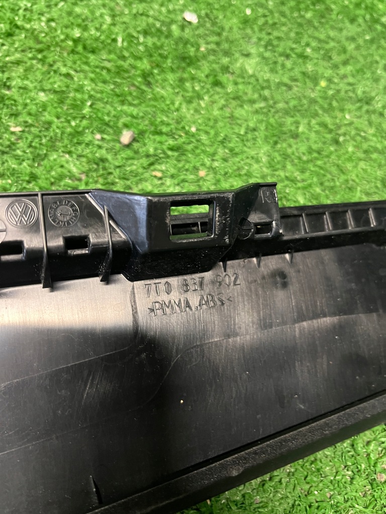 фото №10, Vw caddy накладка молдинг na блок двигуна 7t0837902