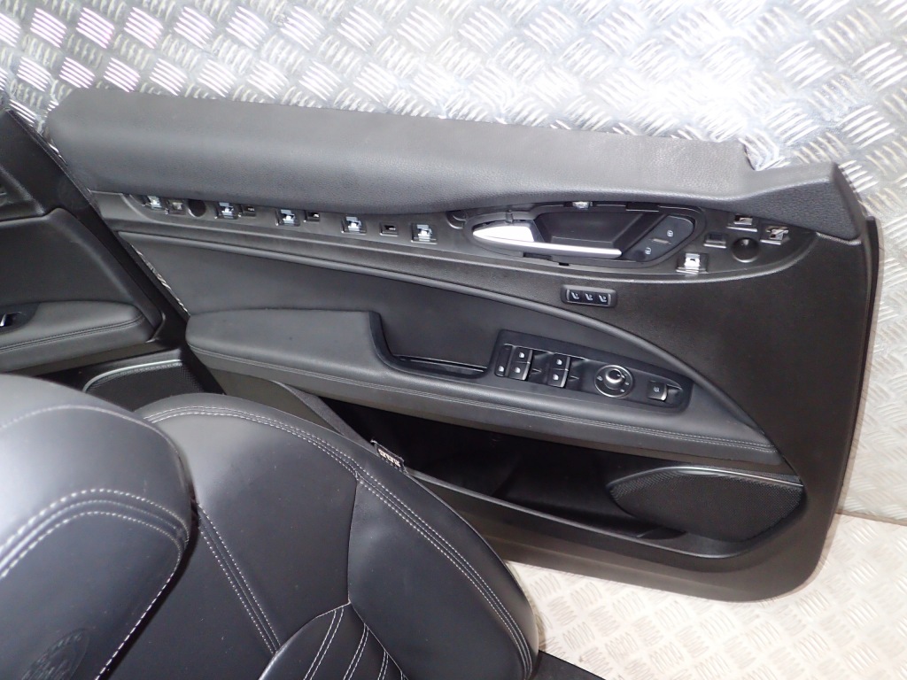 фото №8, Alfa romeo stelvio сидіння оббивка заднє сидіння обшивки шкіра підігрів тунель n9