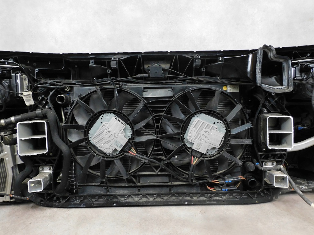 фото №15, Audi a8 d4 4h lift kompletny перед бампер лампы капот pas matrix чёрный