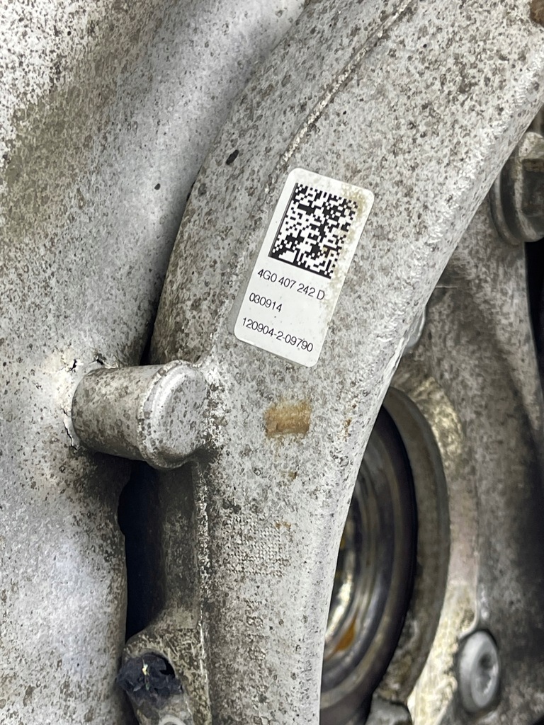 фото №16, Audi a6 c7 2.0 tdi поворотный кулак правый перед правая суппорт рычаг комплект!