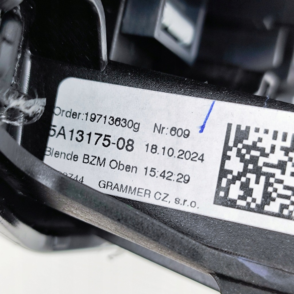 фото №8, Bmw 5 g60 2025 панель радио