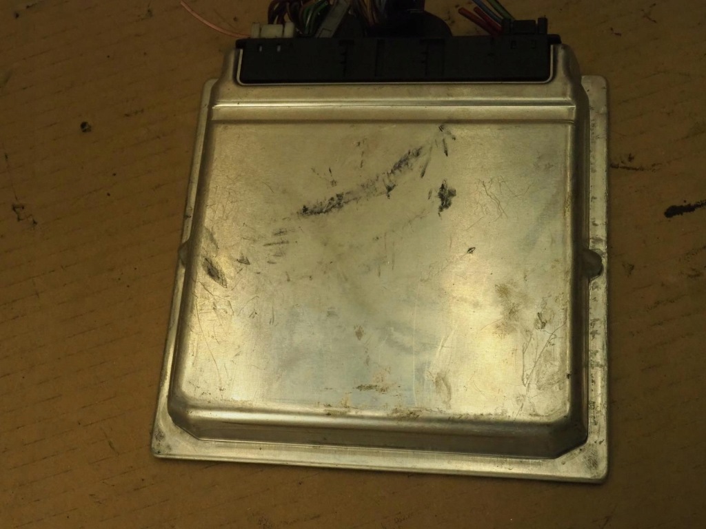 Купить Бортовой компьютер двигателя mercedes w203 a0001533379 1.8 163km 00-07 блок управления