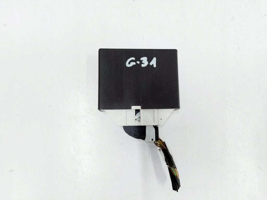 Купить Bmw 5 g31 g30 17r. модуль парковки pdc 6996327