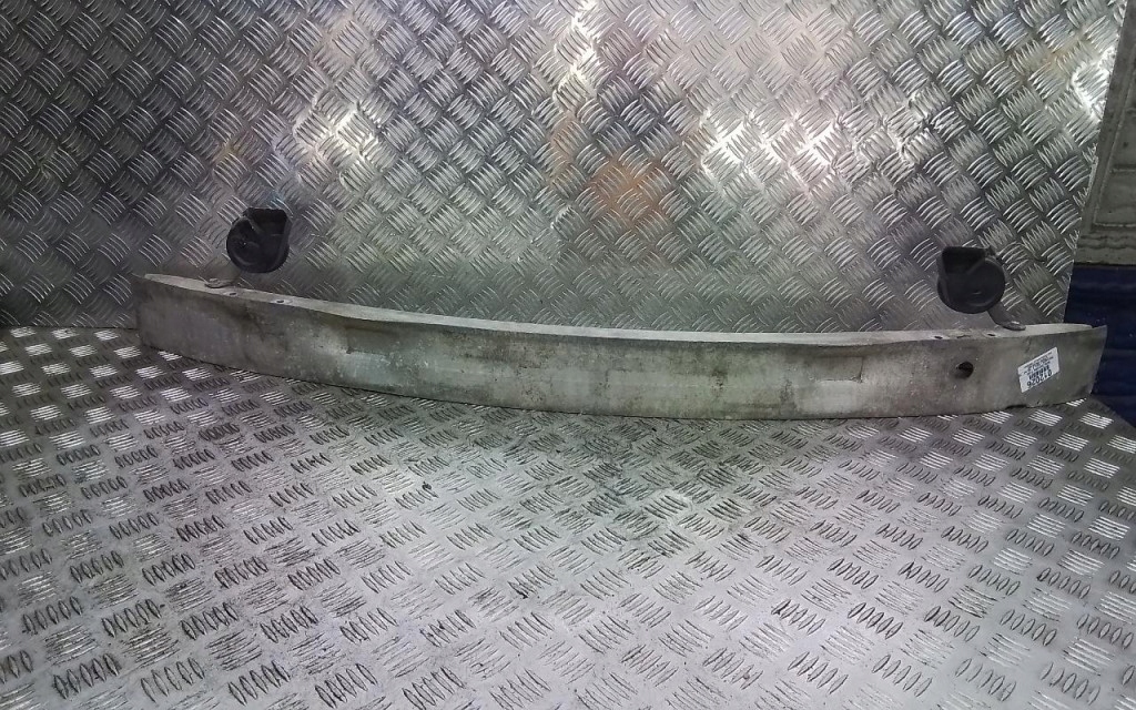 фото №1, Mercedes-benz w245 балка бампера перед