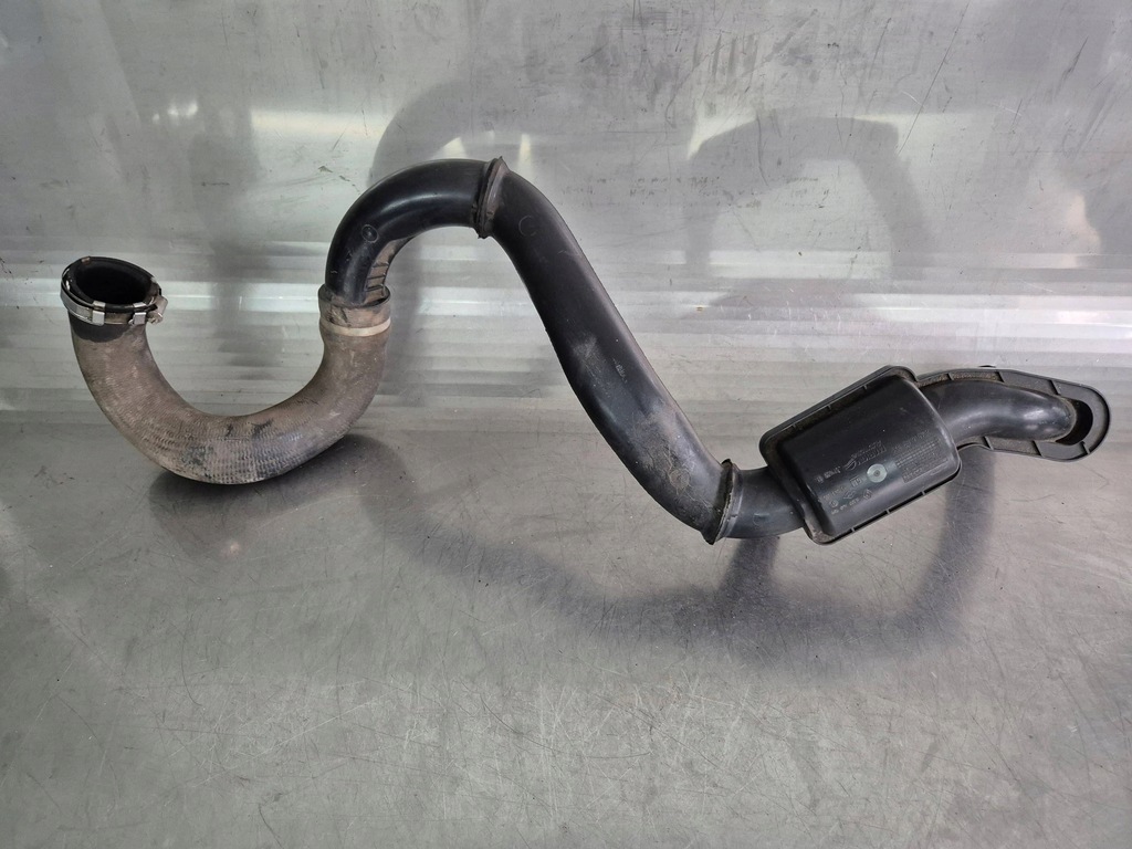 фото №1, Renault trafic ii 2.0dci vivaro труба шланг воздуха coolera 8200760909