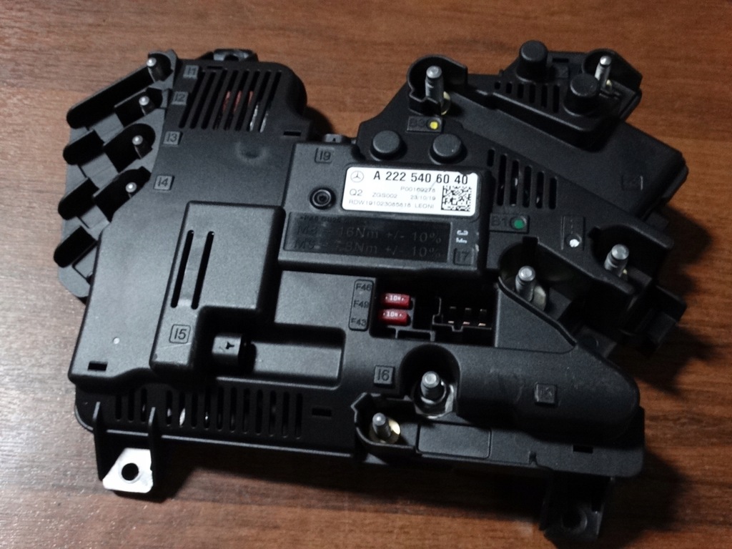 фото №1, Ideal коробка предохранителей mercedes w217 w222 1