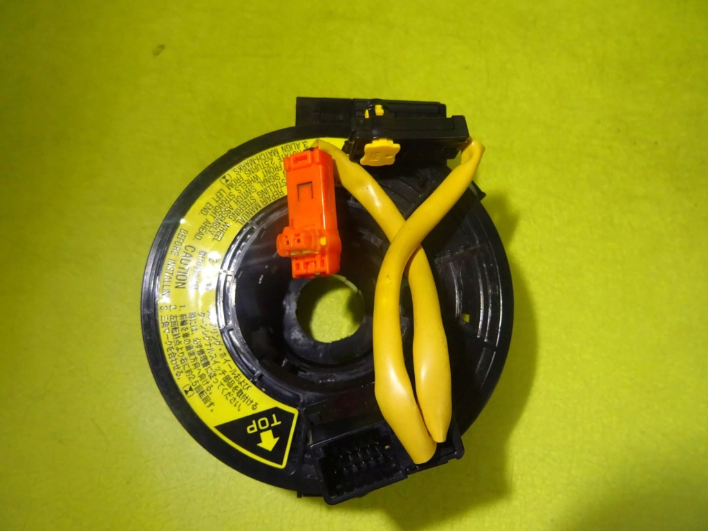 фото №1, Лента pod руль toyota avensis t220 nr720