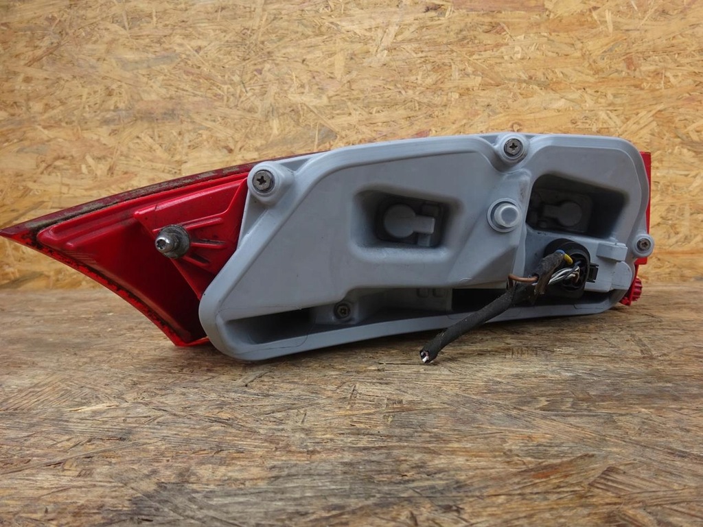 фото №8, Audi tt 8j 06-14 лампа правая задняя задняя 8j0945096b