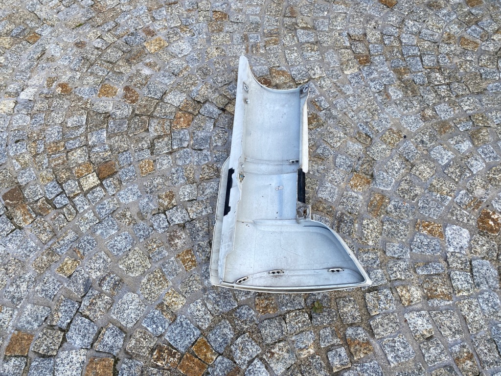 Купить Mercedes actros mp2 943 ветровик уголок кабины 9438840023 оригинал