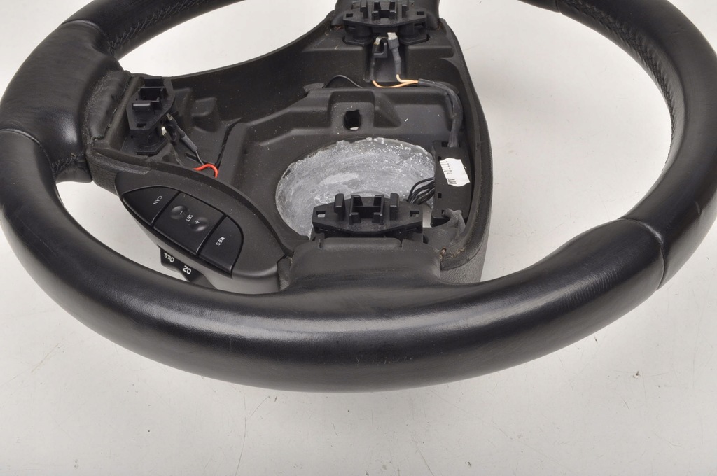 фото №5, Aston martin db9 повітропровід шкіряний багатофункціональний