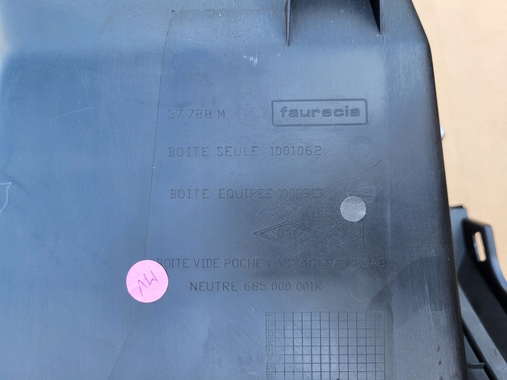 фото №9, Бардачок пасажира з панелі правий renault laguna iii оригінальний номер europa 685000001r оригінальний номер