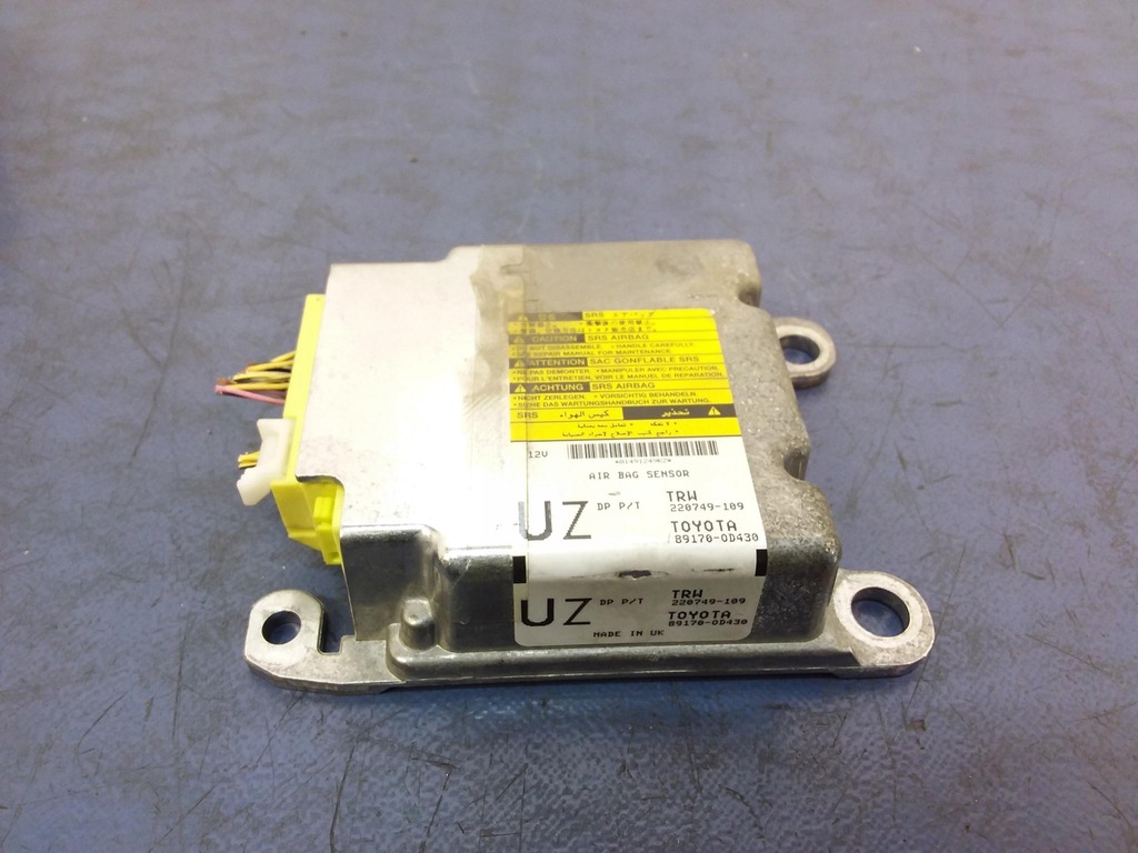 фото №12, Toyota yaris ii lift панель приладів приладова консоль