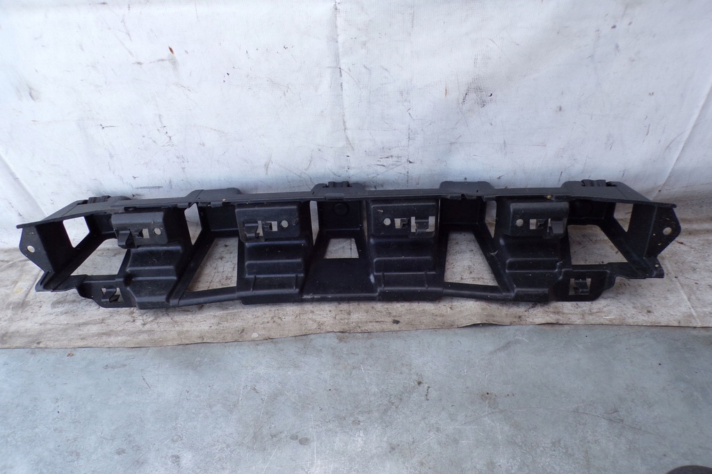 фото №6, Направляющая бампера средний задняя citroen c5 iii sedan