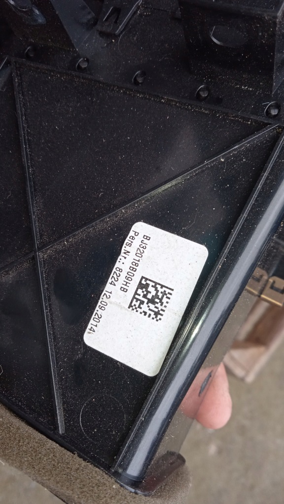 фото №2, Решётка обдув левая range rover evoque bj3201809hb