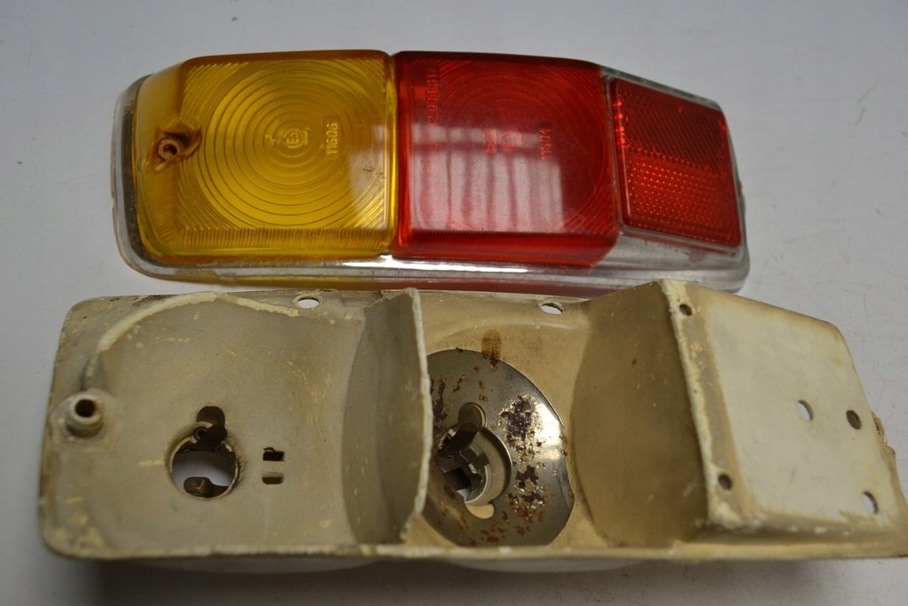 фото №7, Fiat 500 1957-75 лампи задні права + ліва carello