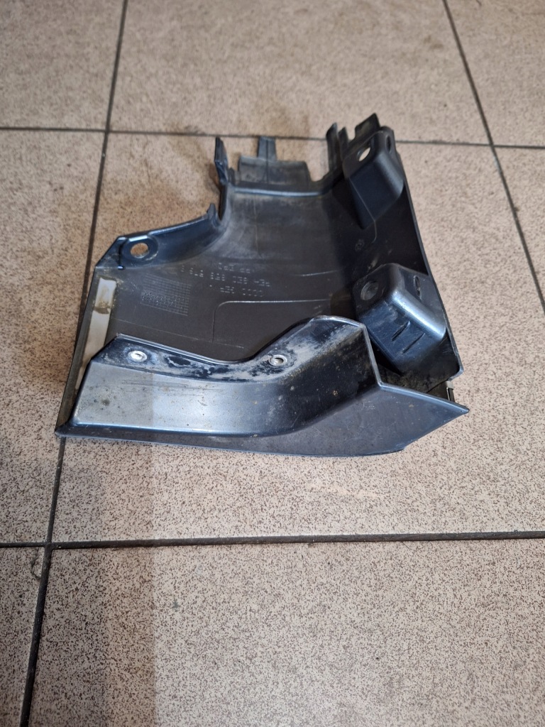 фото №4, Накладка порог нижняя левый задняя audi a4 b6 ly7x