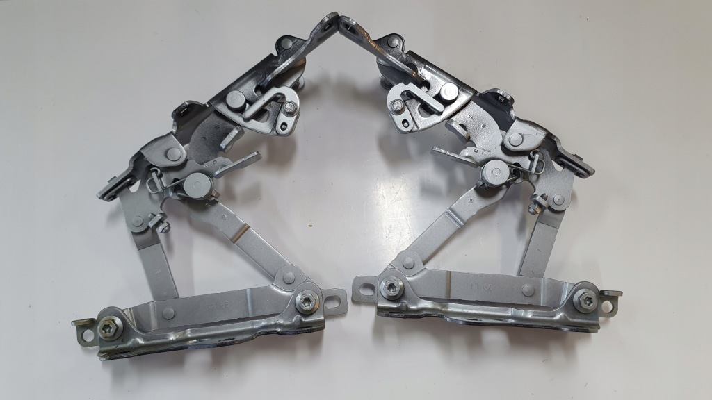 Mercedes петля капот a2228800228 w222 w217 s-klasa l+p Цена