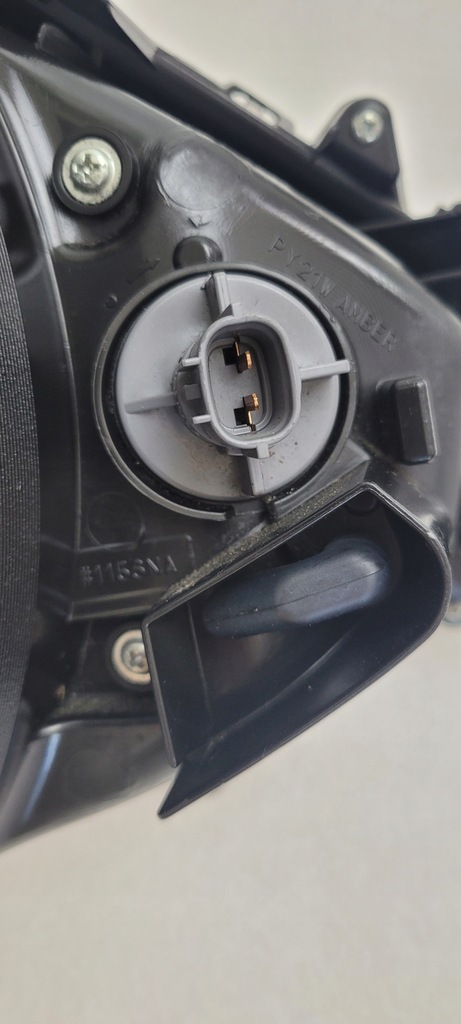 фото №9, Лампа ліва звичайна mitsubishi space star ii 2012- stanley w0504