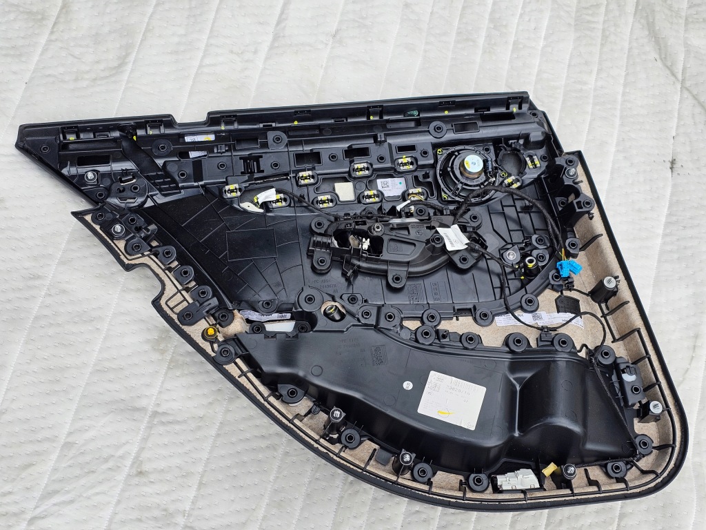 фото №11, Обшивка дверь обивка правый задняя mercedes w253 x253 w205 europa led