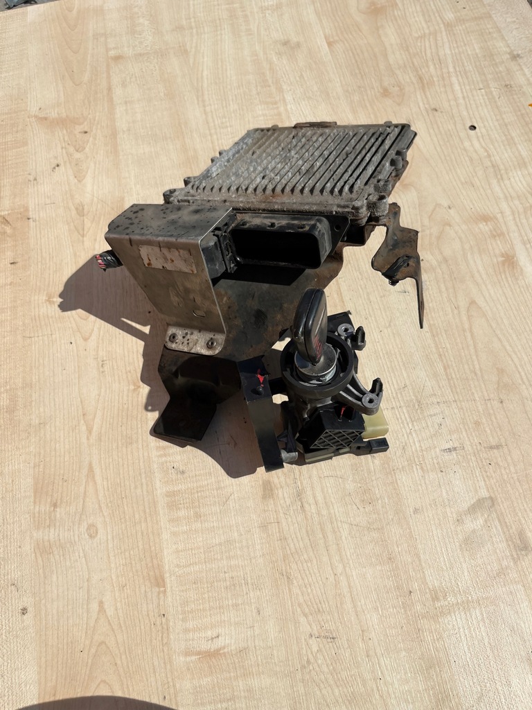 фото №10, Jeep grand cherokee wk 3.0 бортовой компьютер набор p56044189ak