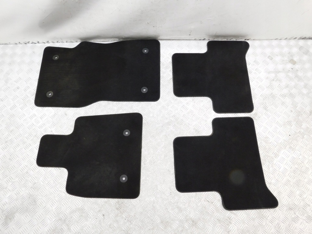 фото №1, 4x килимки обшивка підлога - alfa romeo stelvio 16-22